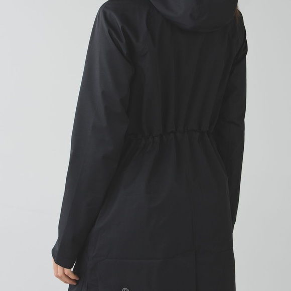 Lululemon Definitely Raining Jacket - Picture 3 of 8